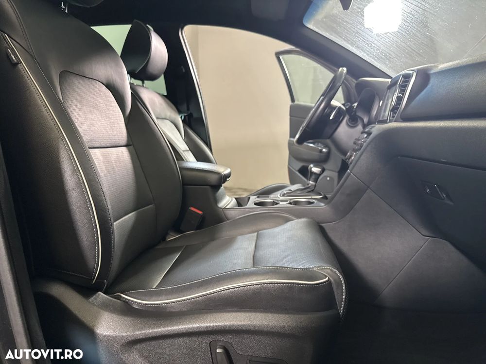 Kia Sportage - 12