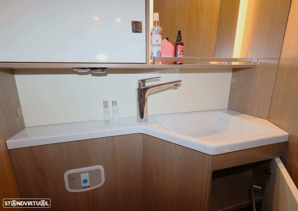 Burstner Lyseo Privilége 732G - 45