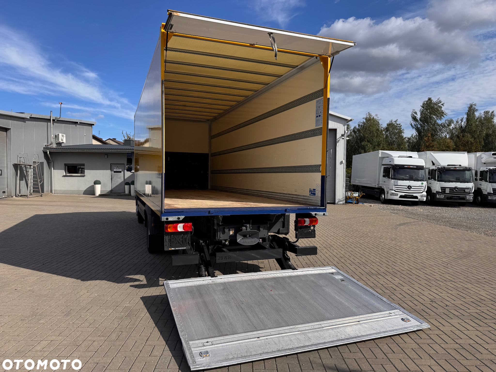 Mercedes-Benz ATEGO - 7