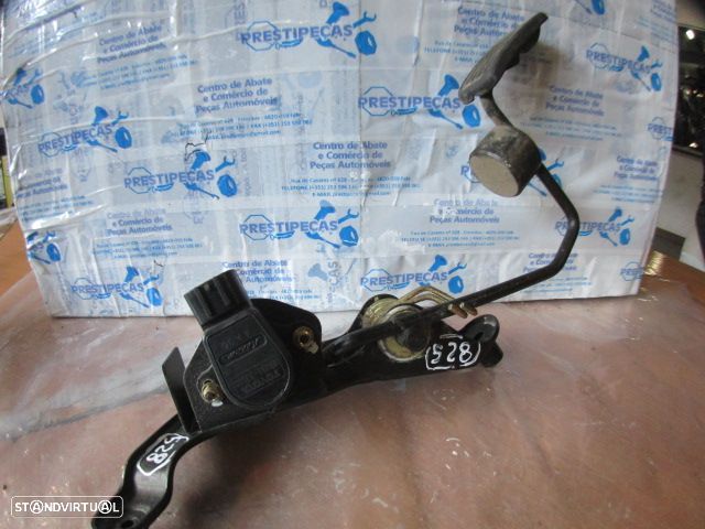 Pedal 7801042020 TOYOTA RAV 4 D4D 2004 2.0D4D 115CV 5P PRETO - 2