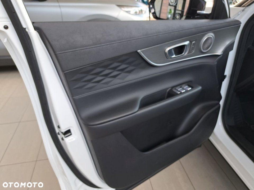 Chery Tiggo 8 - 12