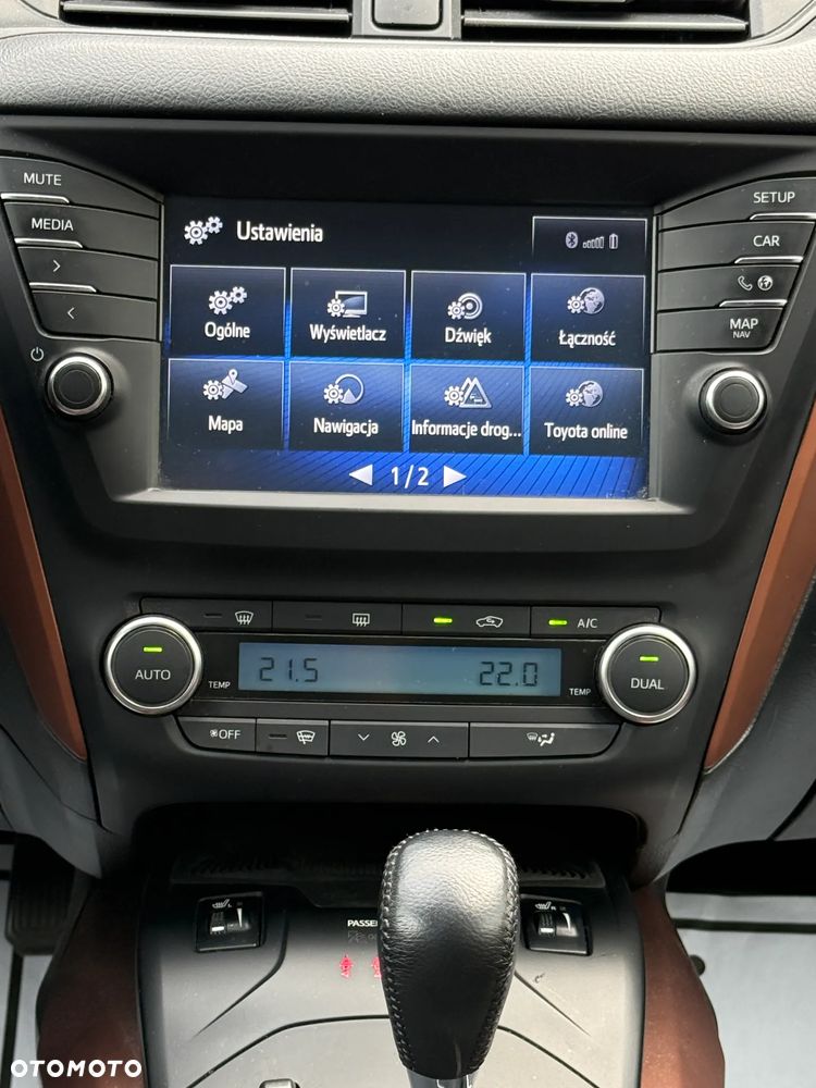 Toyota Avensis 1.8 Premium MS - 7