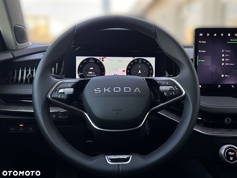Skoda Superb 2.0 TDI SCR 4x4 L&K DSG - 16