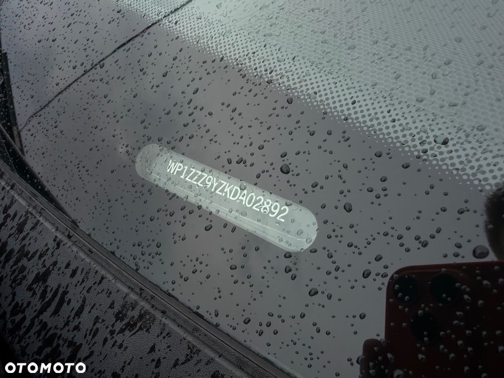Porsche Cayenne Standard - 21