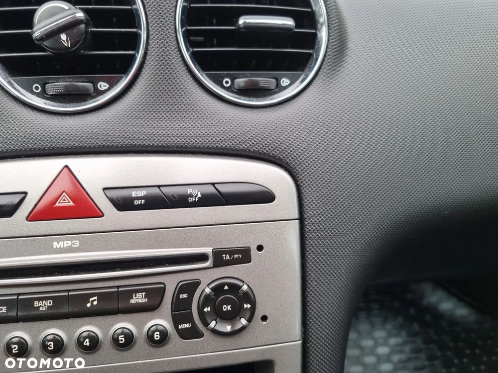 Peugeot 308 1.6 Premium Plus - 33