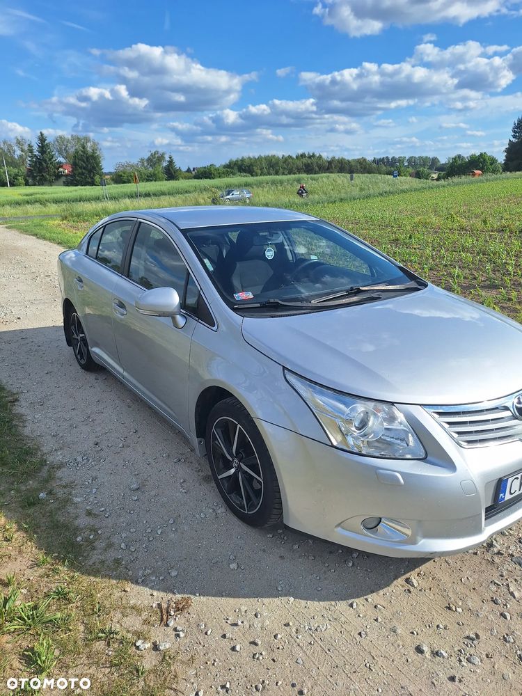 Toyota Avensis 1.8 Luna - 8