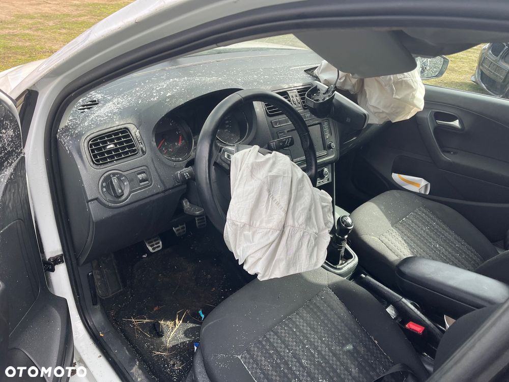 Volkswagen Polo 1.4 TDI BlueMotion - 16