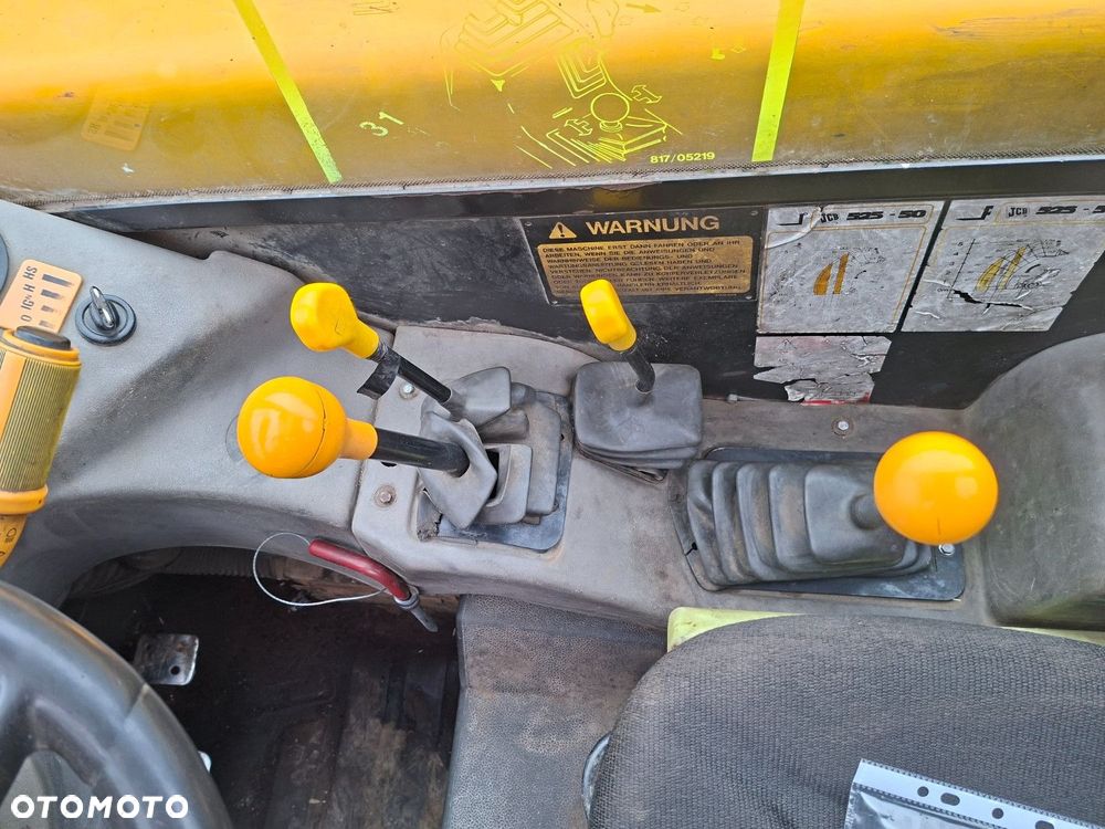 JCB 525-50 4X4 - 18