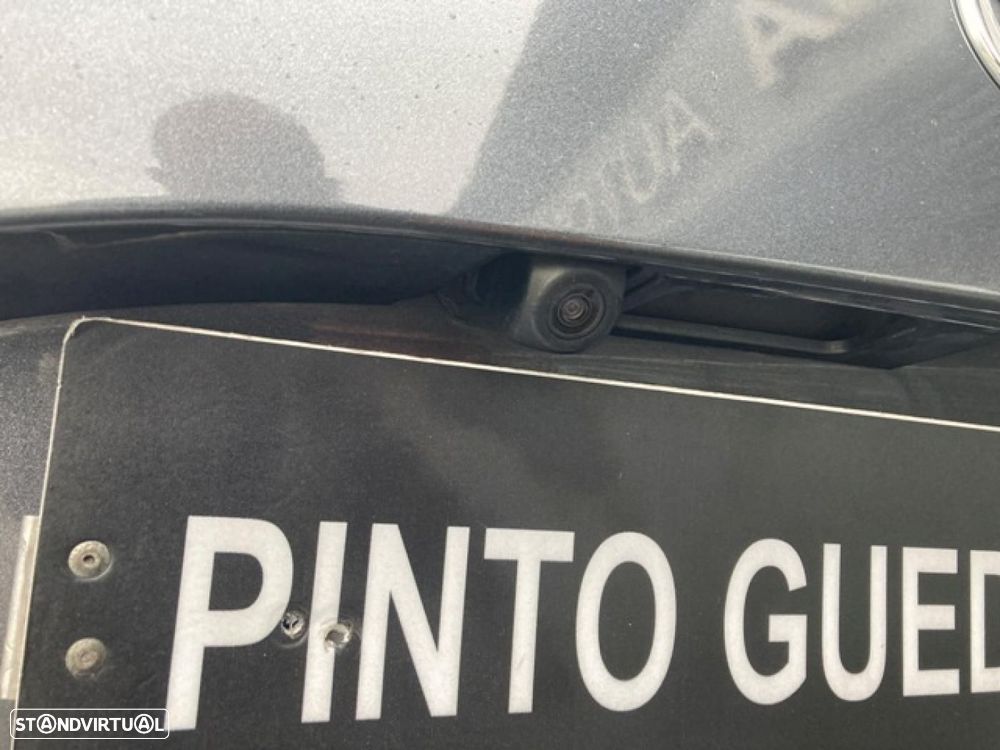 Toyota Yaris 1.0 VVT-i Exclusive - 9