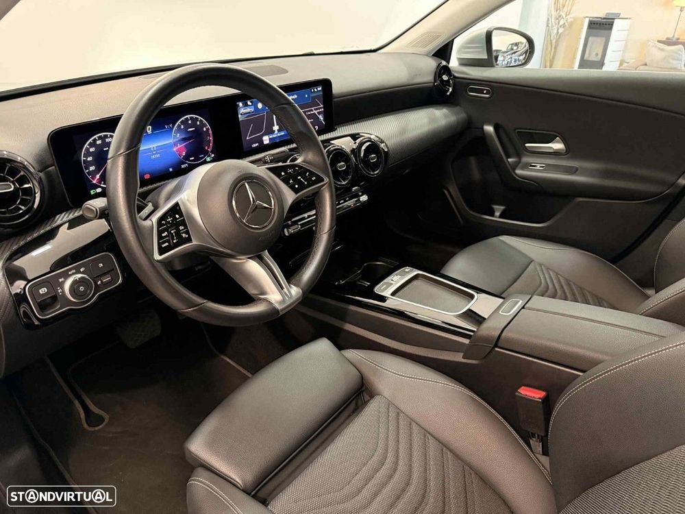 Mercedes-Benz A 200 Standard - 10