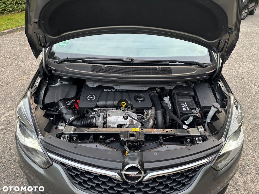 Opel Zafira - 18