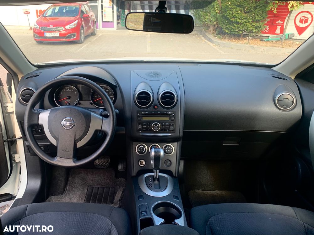 Nissan Rogue - 10