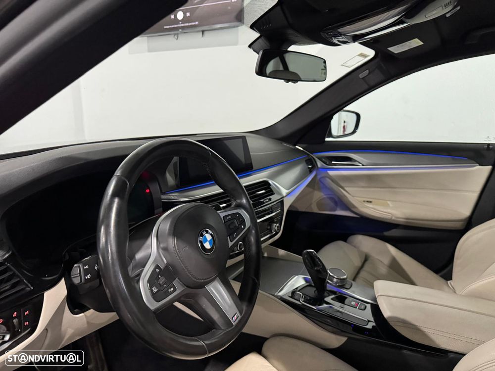 BMW 530 e iPerformance Pack M - 10