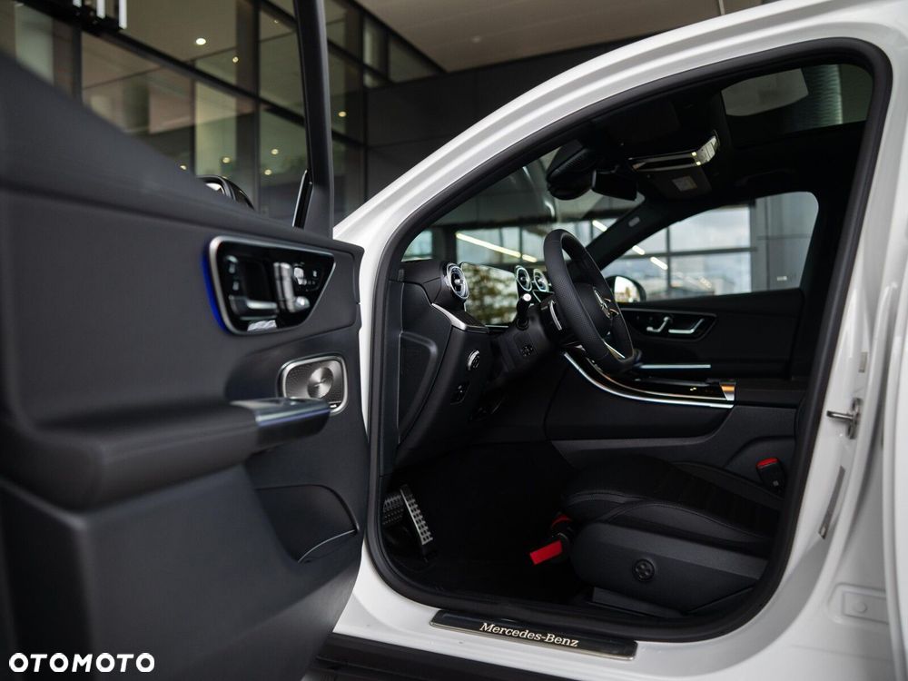 Mercedes-Benz GLC - 11