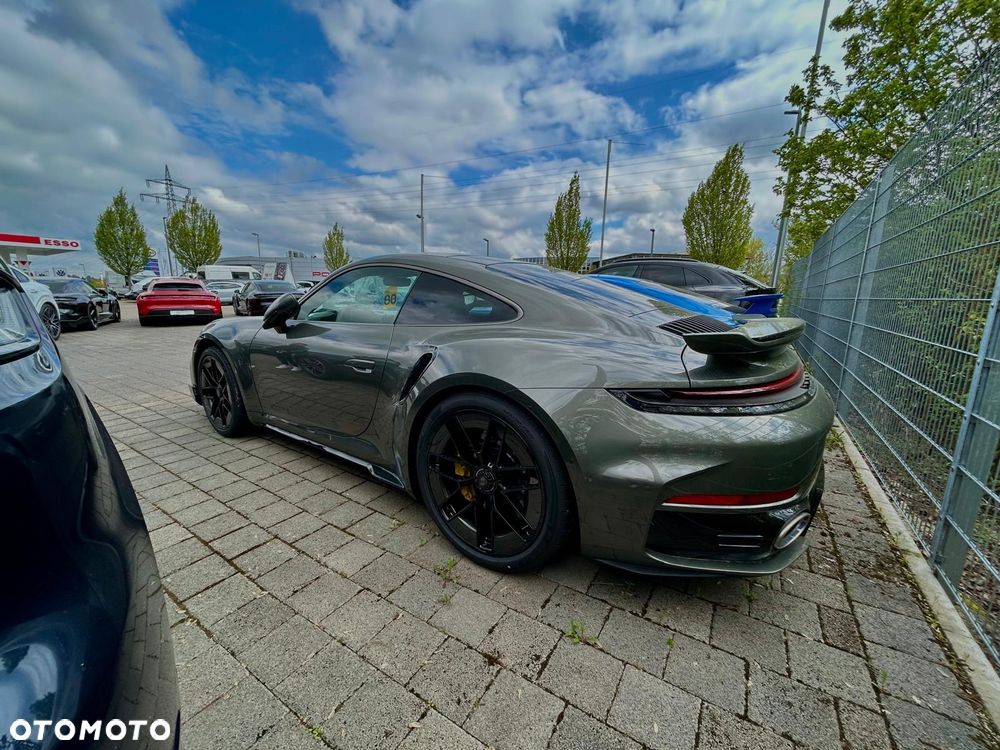 Porsche 911 Turbo S - 3