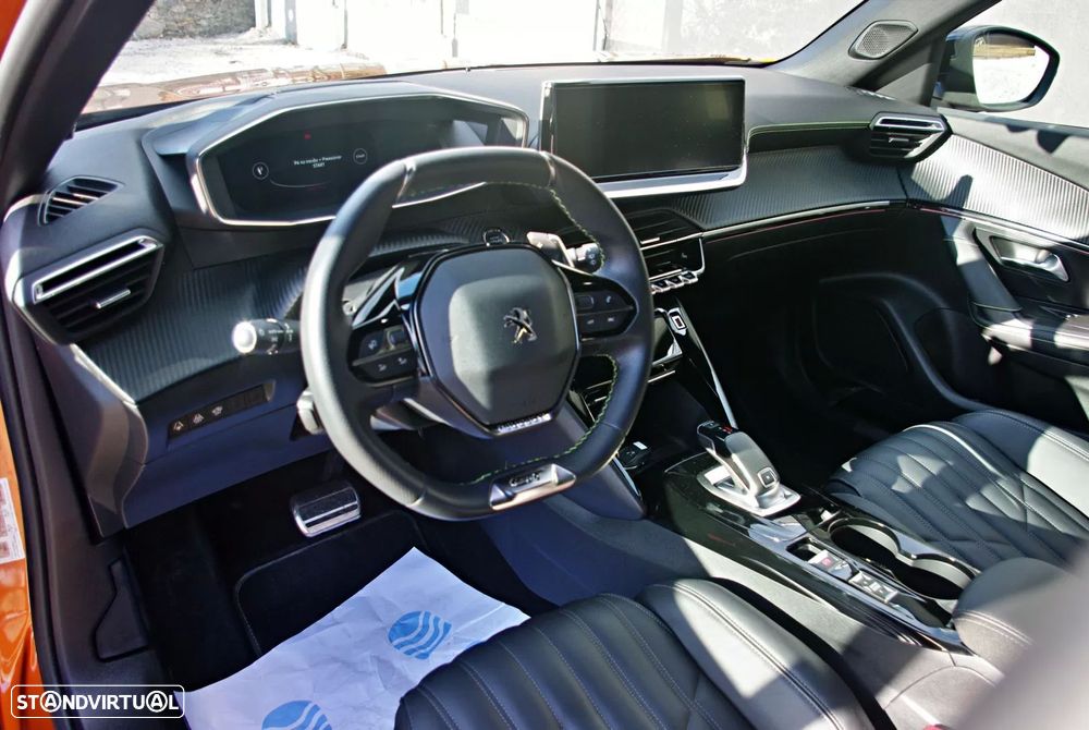 Peugeot 2008 1.2 PureTech GT Line EAT8 - 16