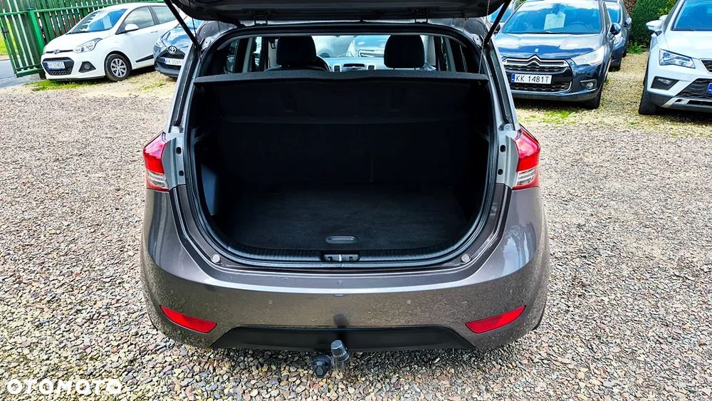 Hyundai ix20 1.4 Premium blue - 31