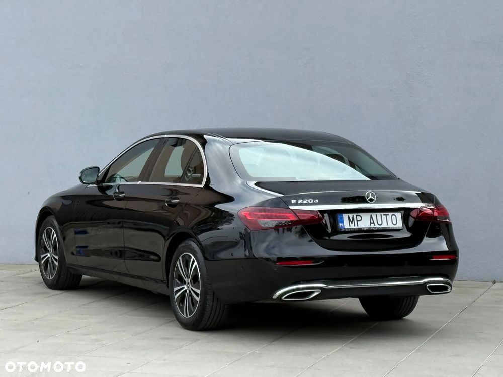 Mercedes-Benz Klasa E 220 d - 4