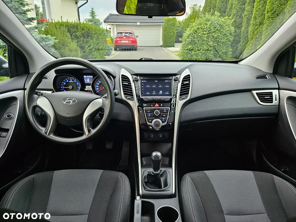 Hyundai i30 1.4 YES - 17