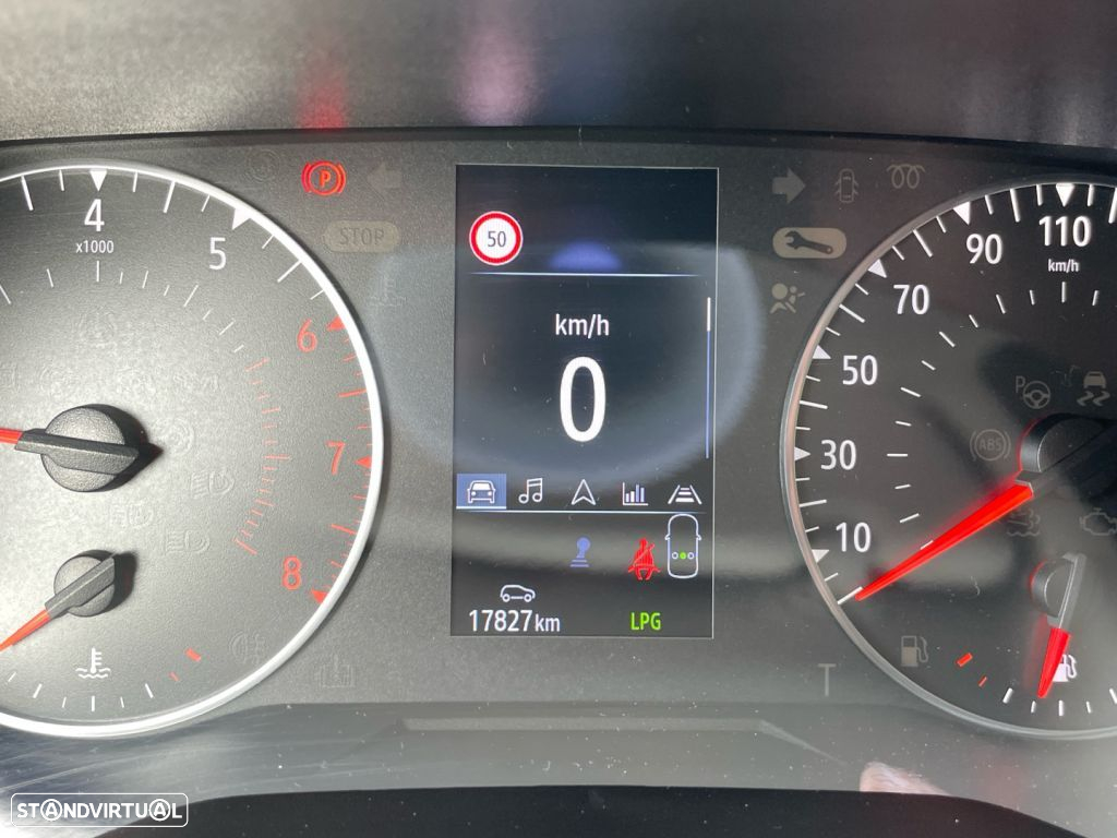Renault Clio 1.0 TCe Evolution Bi-Fuel - 3