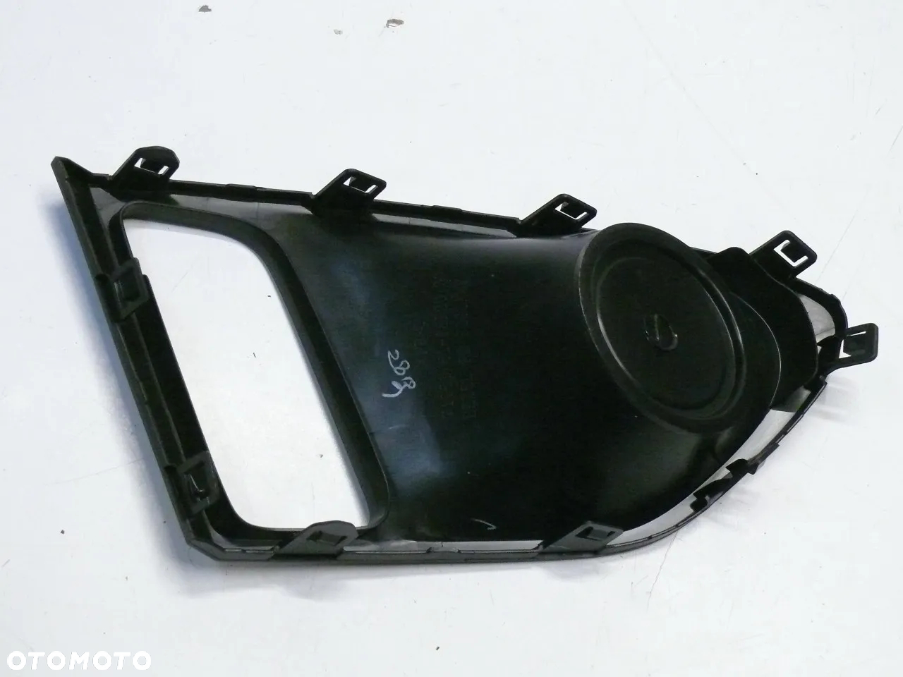 KRATKA HALOGENU LEWA SUZUKI BALENO II 2015 - 3