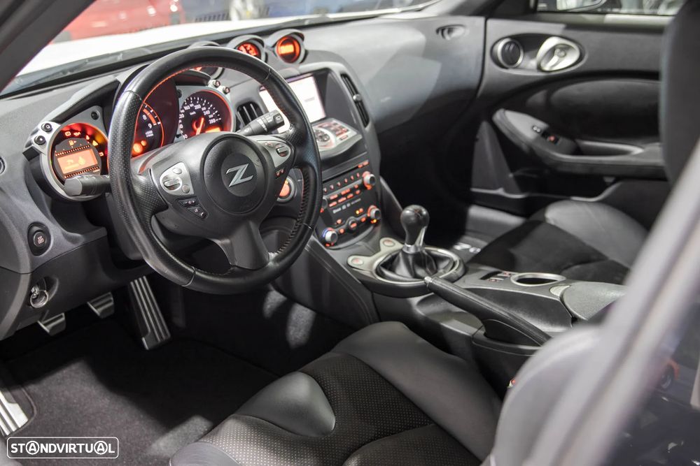 Nissan 370 Z Standard - 14