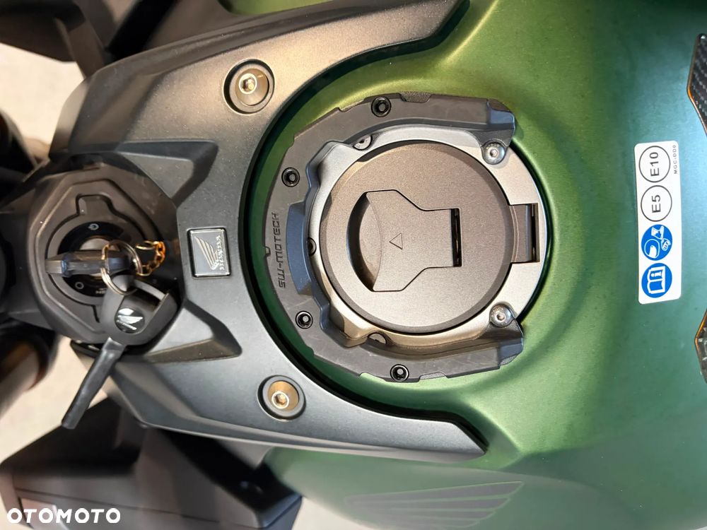 Honda CB - 7