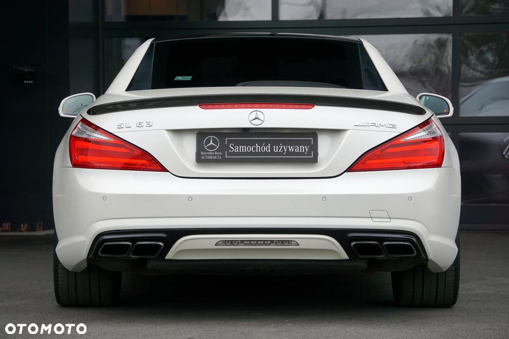 Mercedes-Benz SL 63 AMG AMG Speedshift MCT 7-Gang Sportgetriebe AMG Performance Package - 6