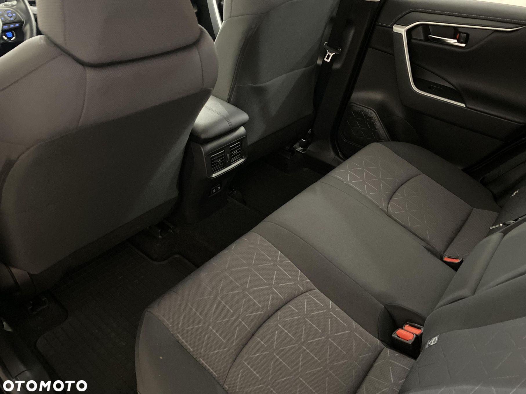 Toyota RAV4 2.0 Comfort 4x2 MS - 11