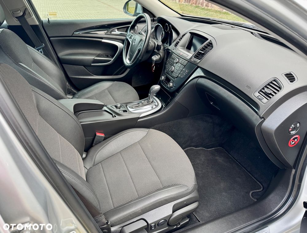 Opel Insignia - 14