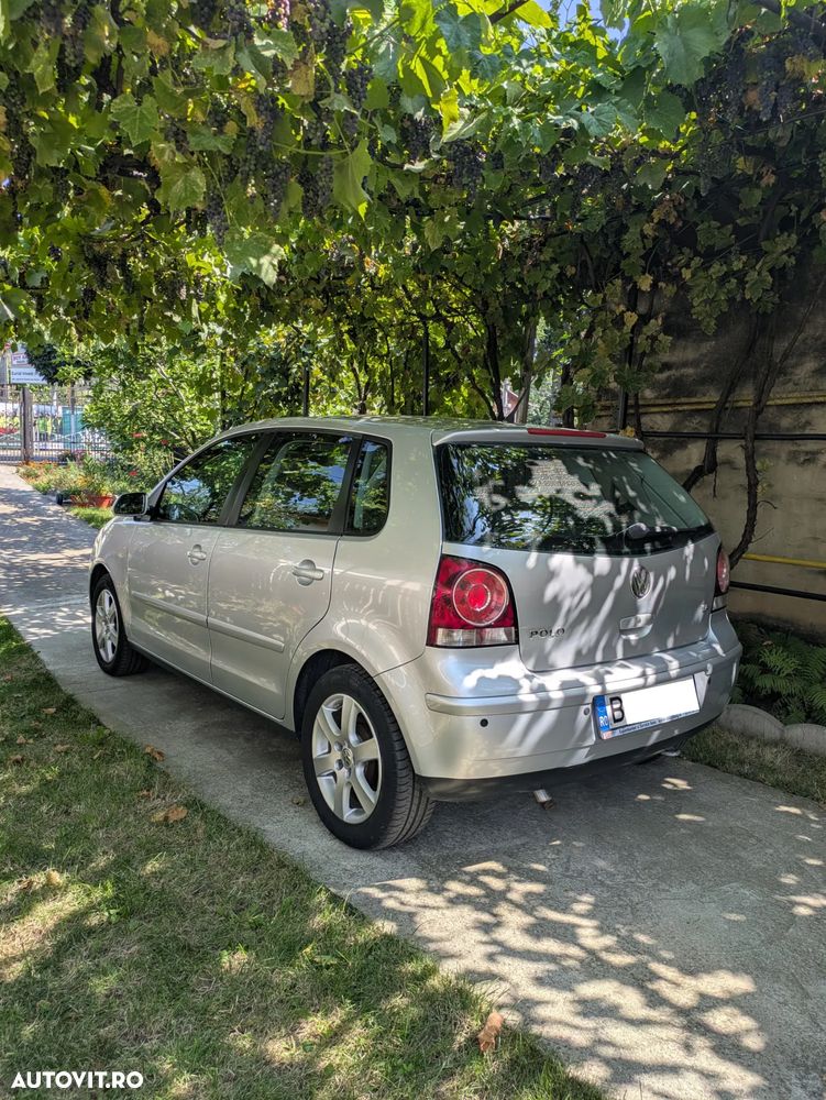 Volkswagen Polo 1.4 Tour - 2