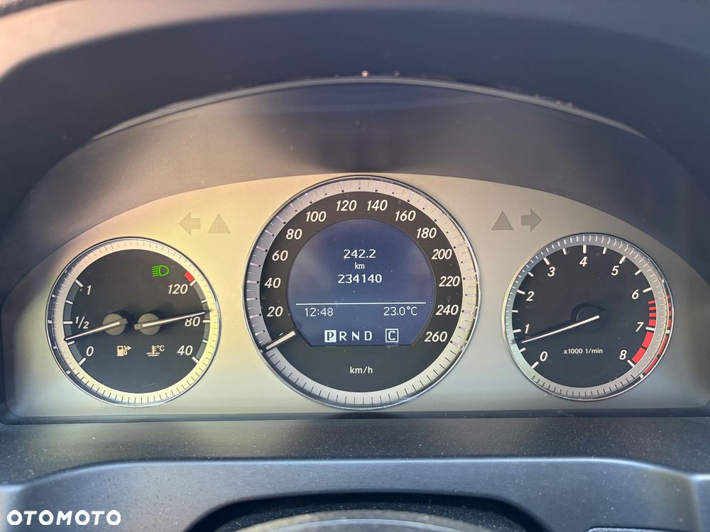 Mercedes-Benz Klasa C 180 Kompressor Automatik BlueEFFICIENCY Elegance - 17