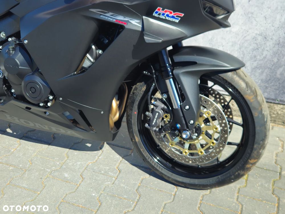 Honda CBR - 15