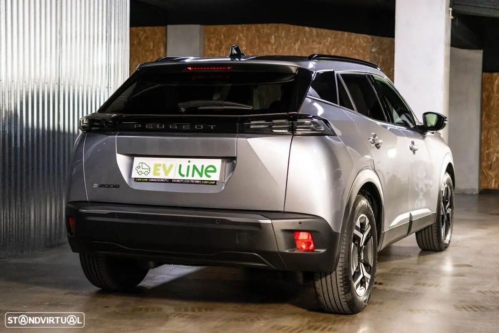 Peugeot e-2008 54 kWh Allure - 10