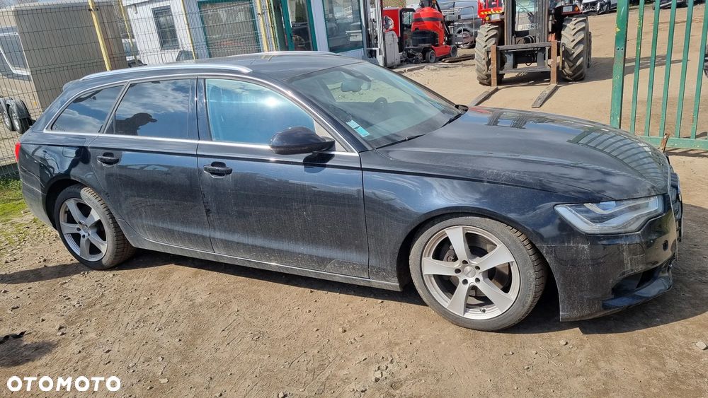 Audi A6 Avant - 2