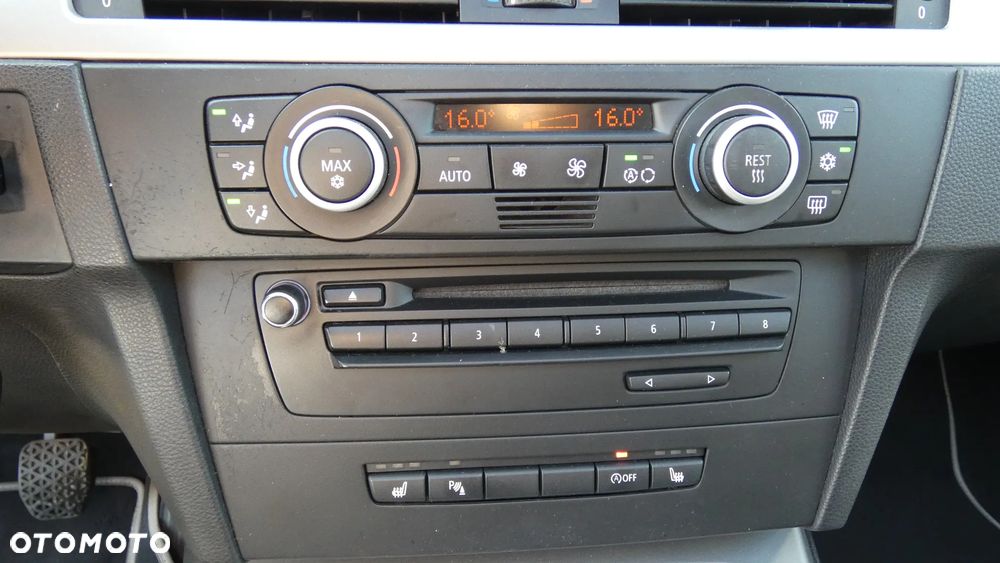 BMW Seria 3 320d - 22