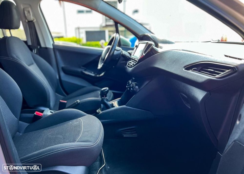 Peugeot 208 1.6 BlueHDi Allure - 15