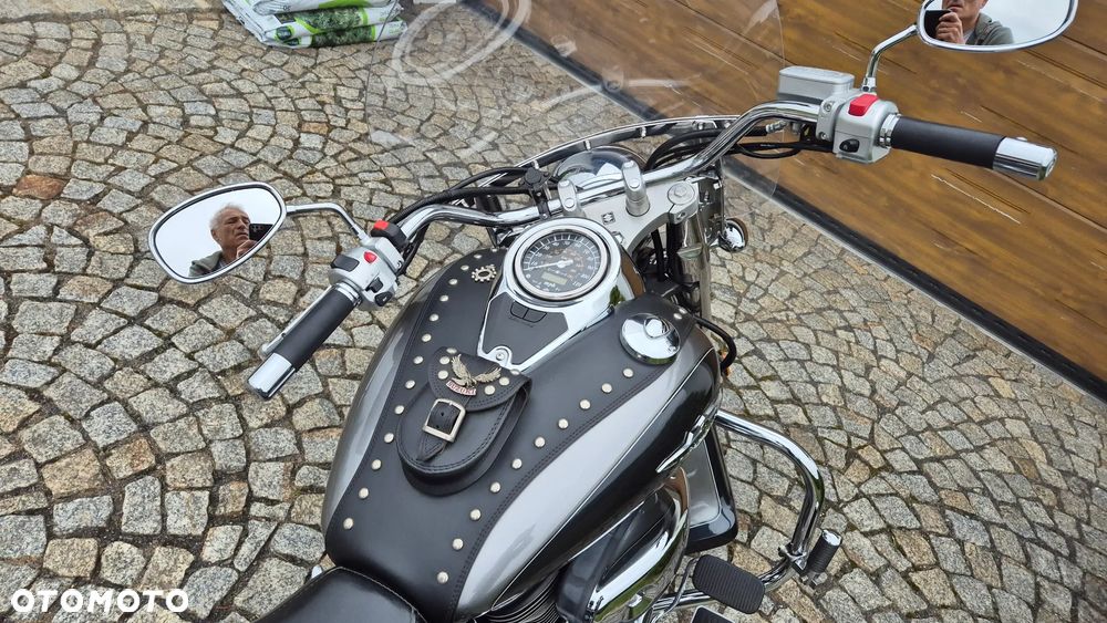 Suzuki VL 800 Volusia - Boulevard C50 - 9