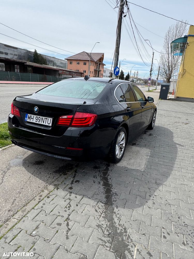 BMW Seria 5 520d EfficientDynamics Edition - 3