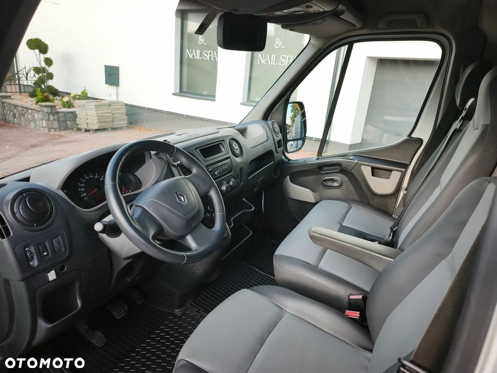 Renault Master - 17