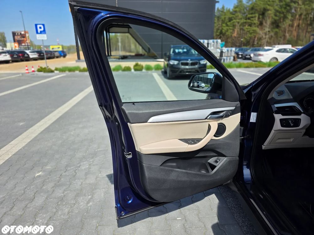 BMW X1 sDrive16d Sport Line - 33