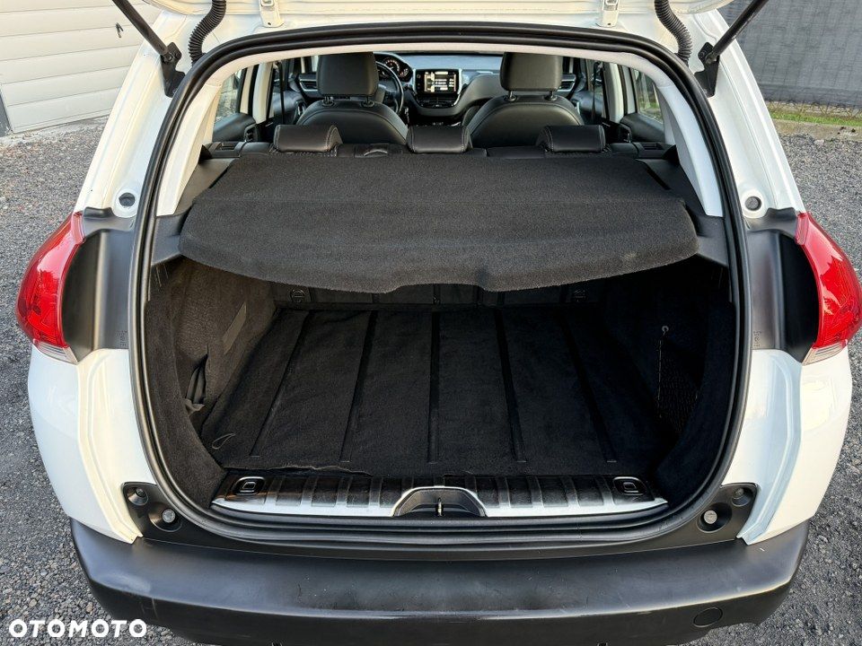 Peugeot 2008 120 VTI Allure - 37