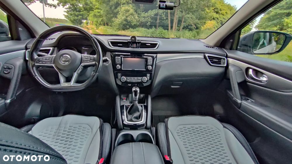 Nissan Qashqai 1.6 DCi Xtronic N-Connecta - 15