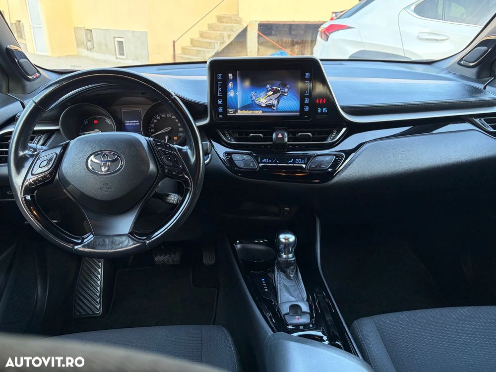 Toyota C-HR - 6