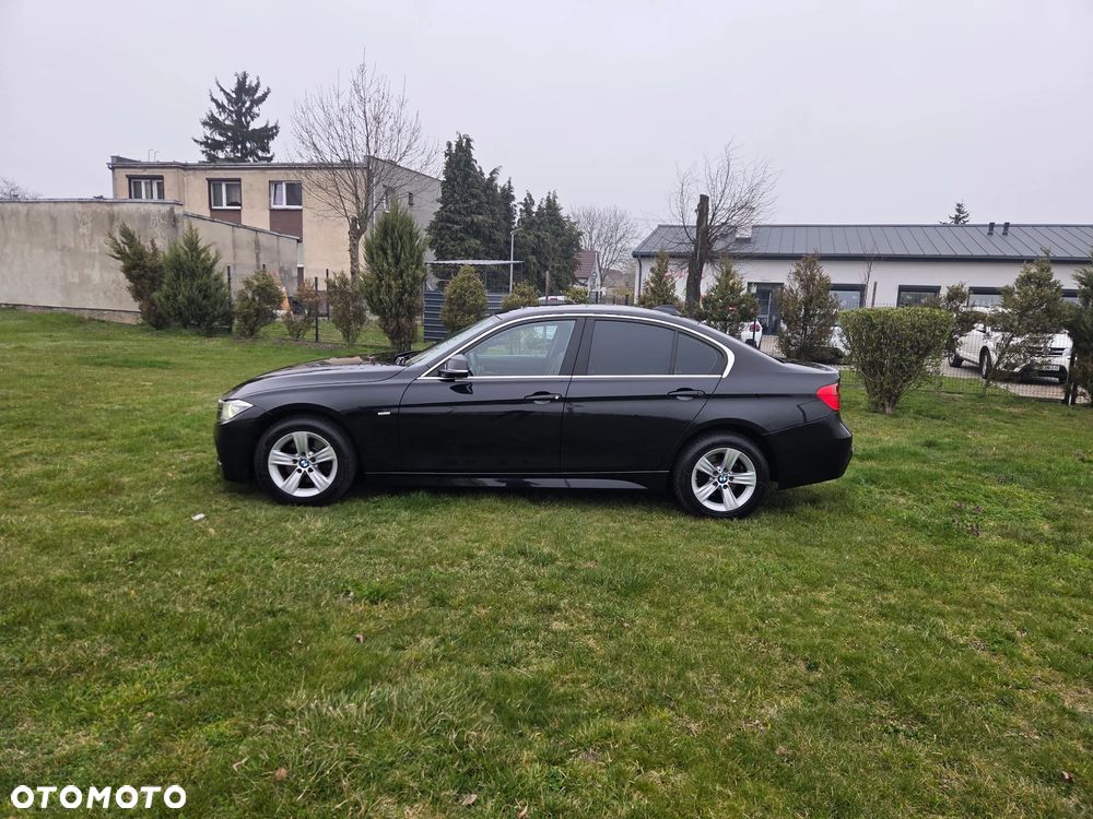 BMW Seria 3 320d Blue Performance Luxury Line - 15