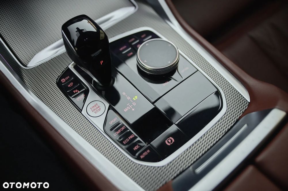 BMW X6 - 32