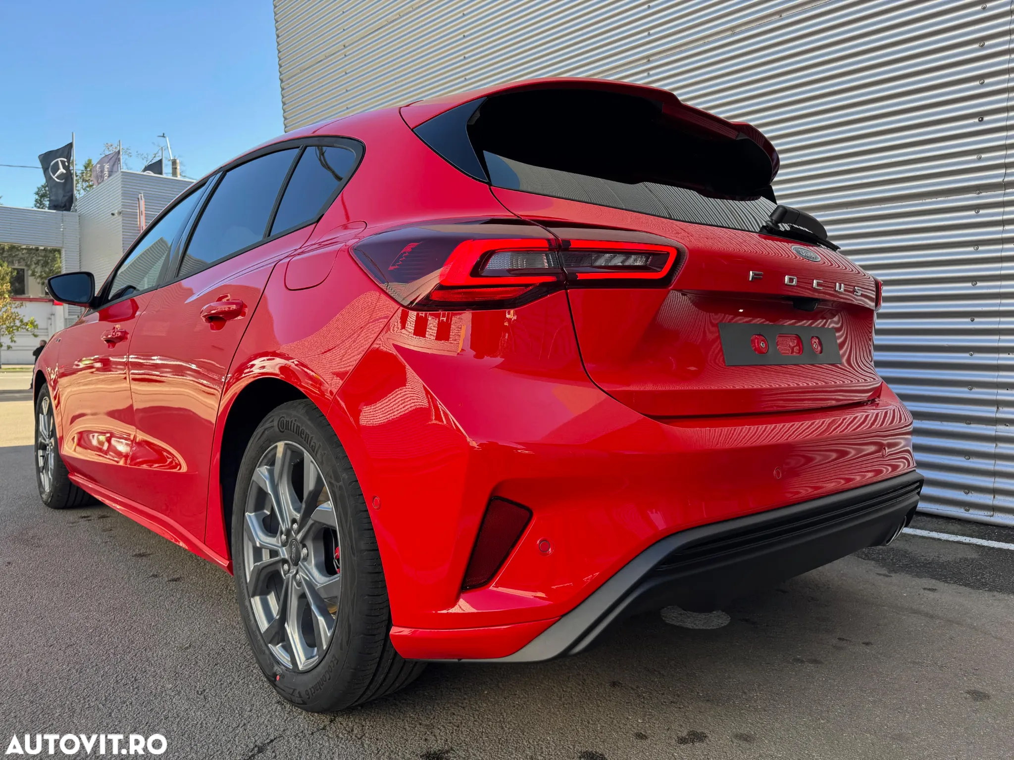 Ford Focus 1.0 EcoBoost MHEV ST-Line X - 15