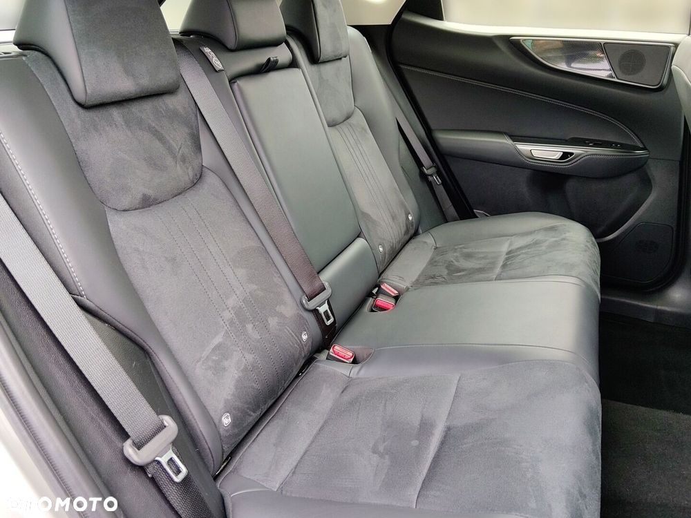 Lexus NX 350h Elegance 2WD - 15