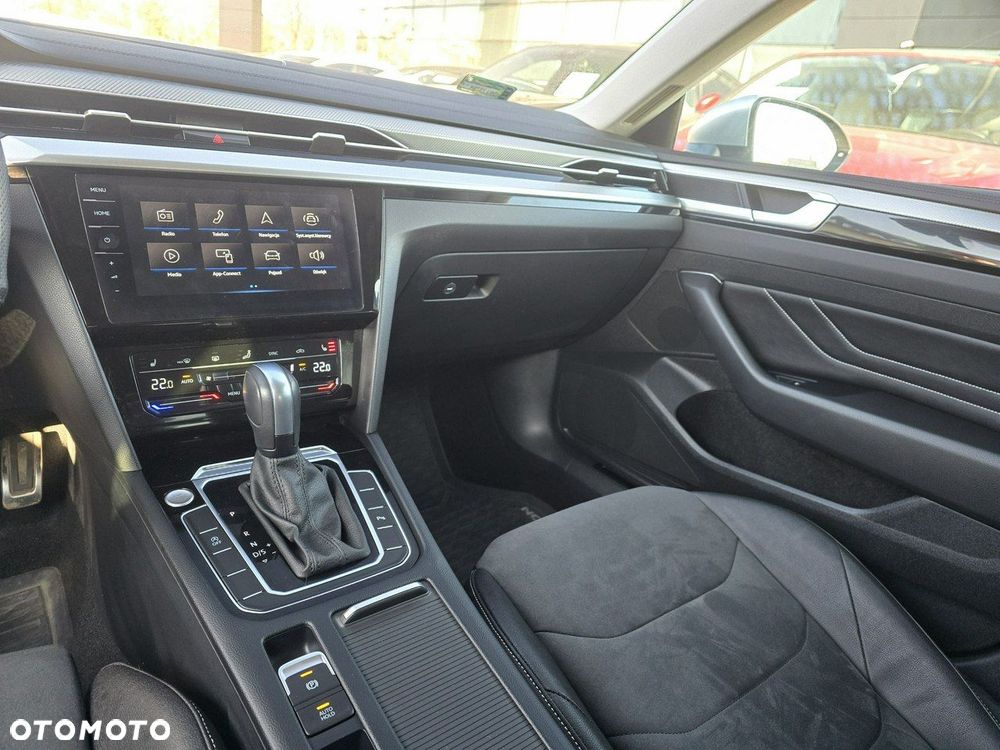 Volkswagen Arteon 2.0 TSI Elegance DSG - 32