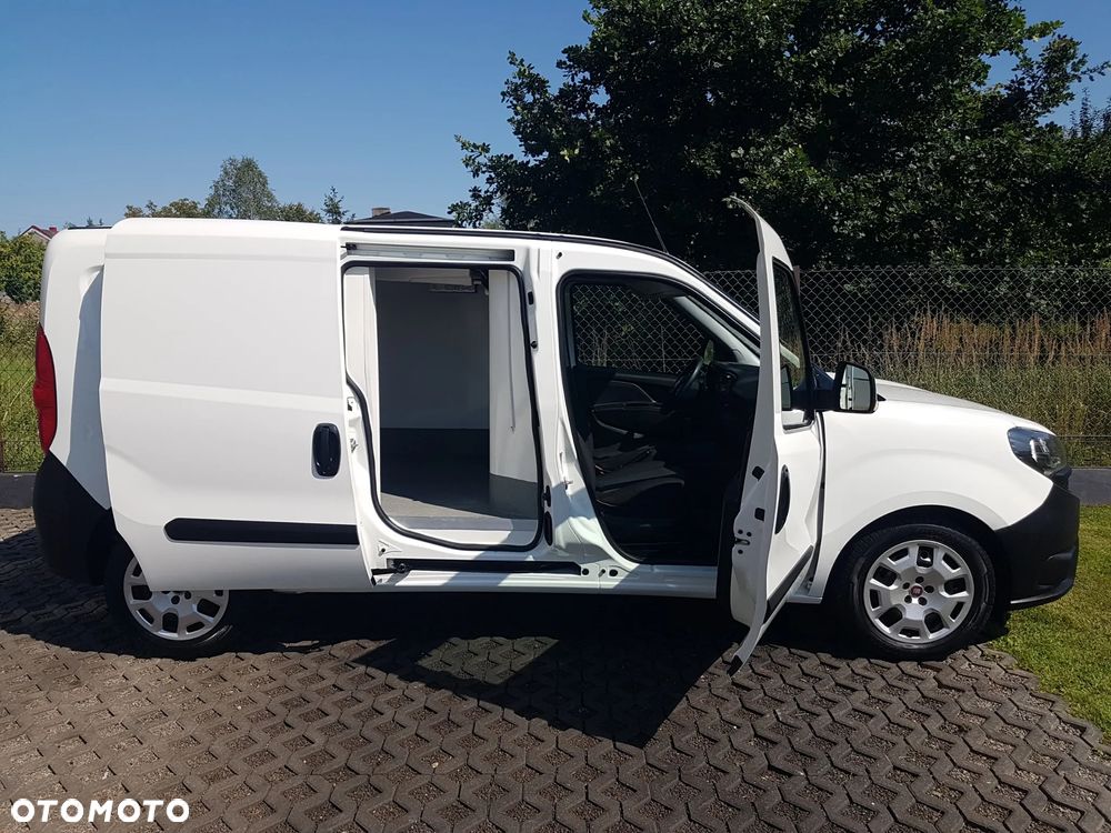 Fiat DOBLO MAXI CHŁODNIA IZOTERMA GRZANIE AGREGAT ZANOTTI DŁUGI L2H1 KLIMA - 22